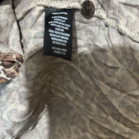 Betabrand Top Womens Medium Multicolor Ruth Bader Ginsburg Button Up Blouse - Picture 8 of 9